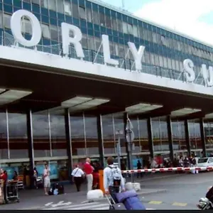 Grand Studio A 5 Mn Aeroport D'orly Appartement