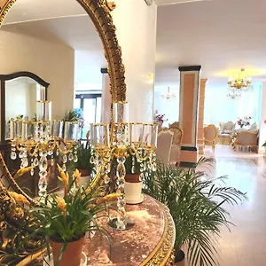 3* Отель Royal Paris